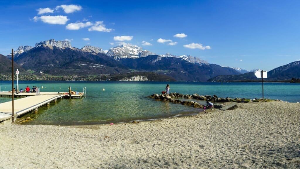 Plage Municipale, Sevrier with view of lake and mountains