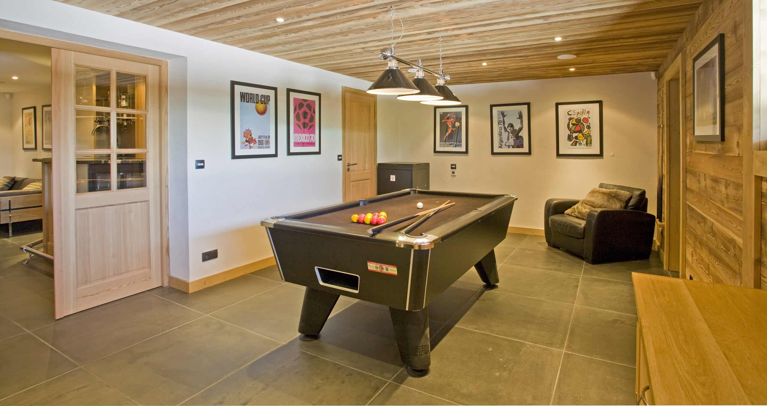 Large games room with central pool table