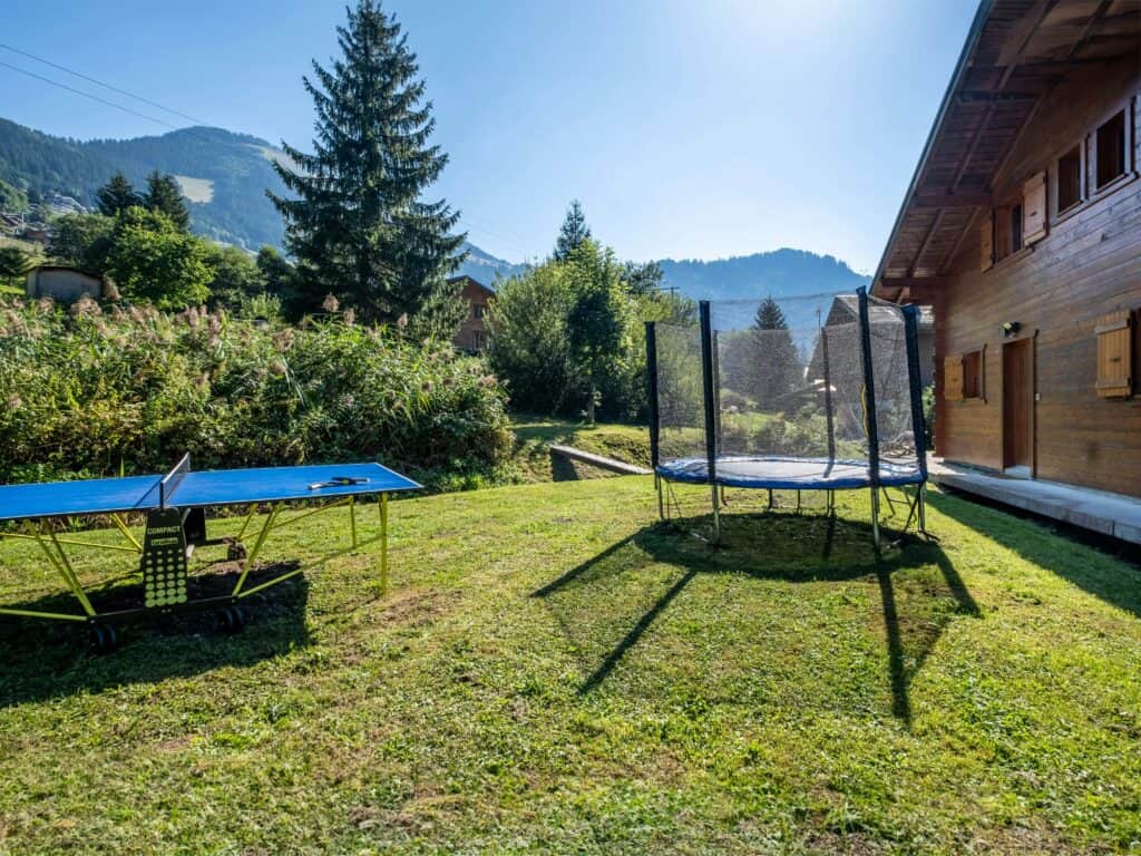 Alpine chalet with garden including trampoline and table tennis