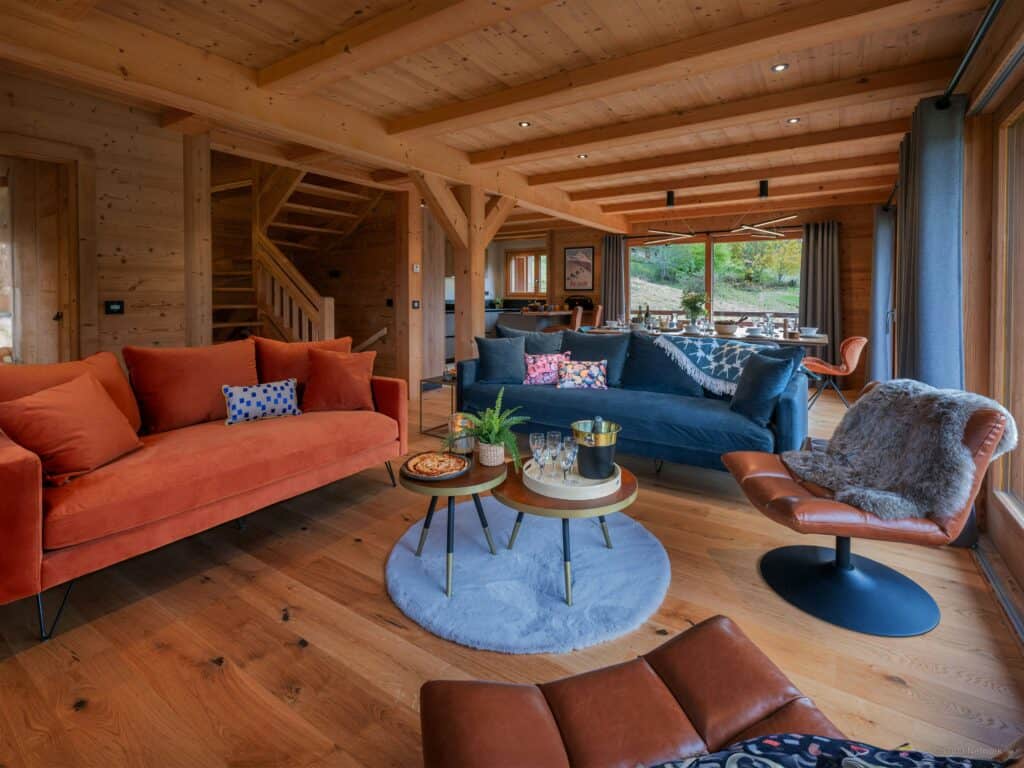 spacious designer lounge in a top-of-the-range chalet in Châtel 